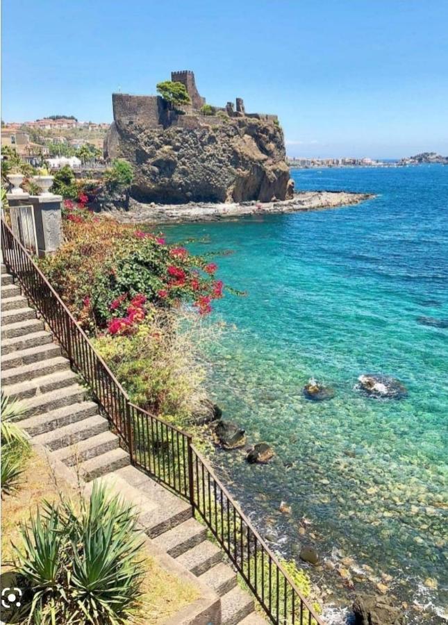 La Stazione 92 Bed & Breakfast Catania Exterior photo