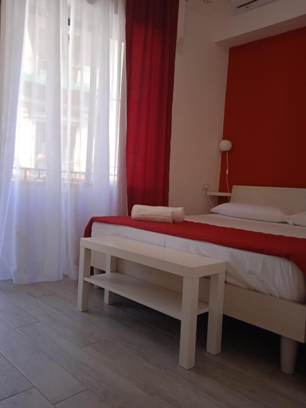 La Stazione 92 Bed & Breakfast Catania Exterior photo